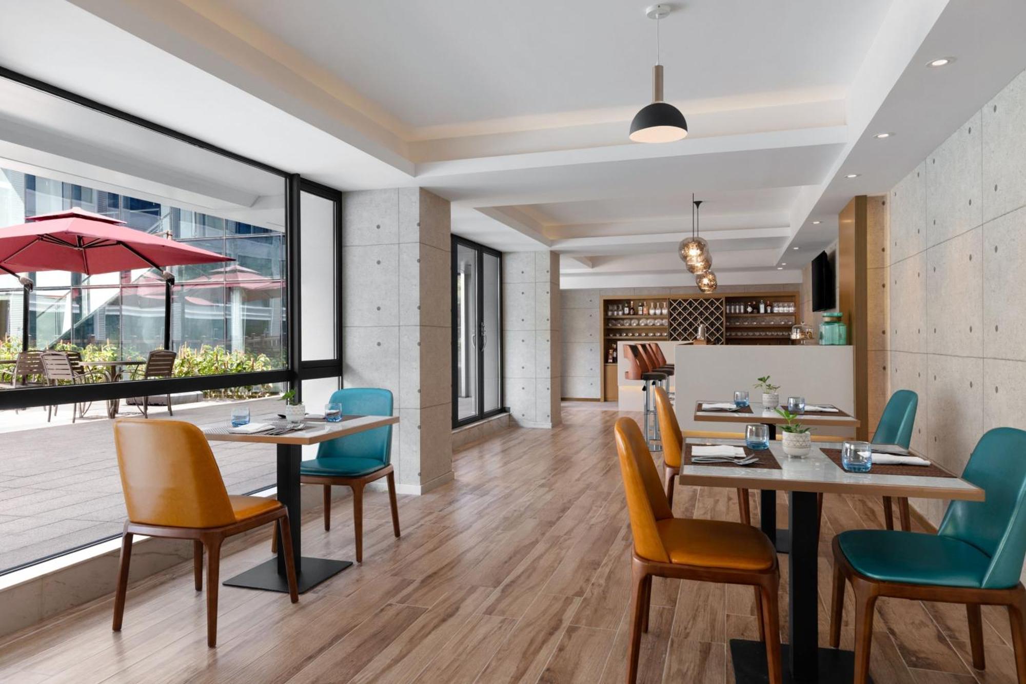 Four Points By Sheraton Boracay Balabag  Экстерьер фото